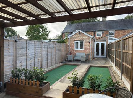 2 bedroom Terraced House for sale in Raymond Cottages, Upper Green, Ickleford