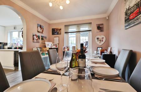 3 bedroom Terraced House for sale in Chaucer Way, Hitchin