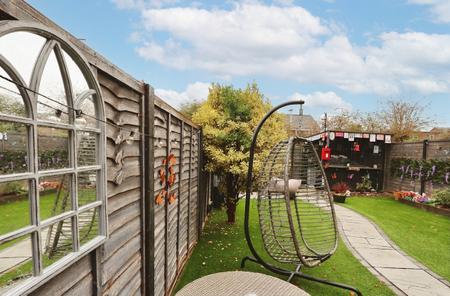3 bedroom Terraced House for sale in Chaucer Way, Hitchin