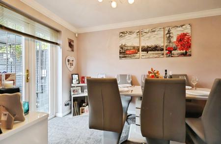 3 bedroom Terraced House for sale in Chaucer Way, Hitchin