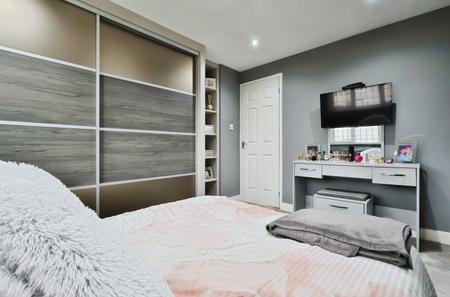 3 bedroom Terraced House for sale in Chaucer Way, Hitchin