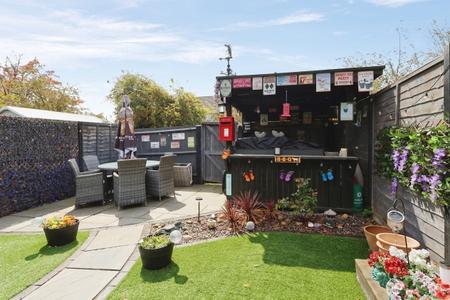 3 bedroom Terraced House for sale in Chaucer Way, Hitchin