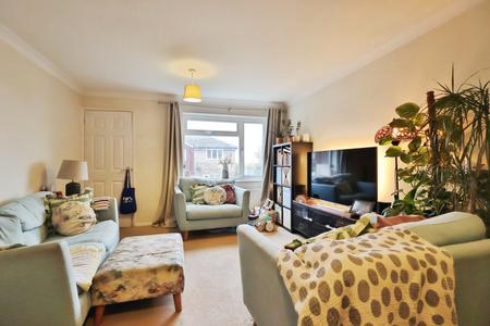 2 bedroom Terraced House for sale in Byron Close, Hitchin