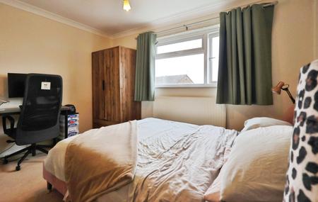 2 bedroom Terraced House for sale in Byron Close, Hitchin