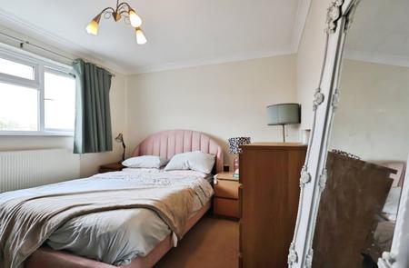 2 bedroom Terraced House for sale in Byron Close, Hitchin