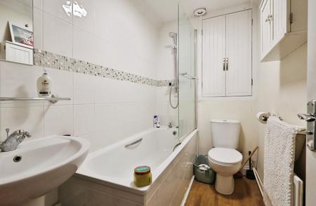 2 bedroom Terraced House for sale in Byron Close, Hitchin