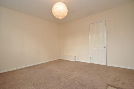 2 bedroom Cottage to let in Lawrence Road, Biggleswade, SG18