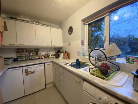 2 bedroom Terraced House to let in Fishers Way, Godmanchester, PE29