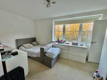 2 bedroom Flat to let in Anglian House, Huntingdon, PE29