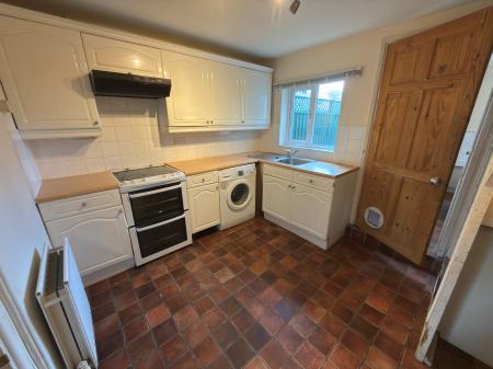 2 bedroom End of terrace house to let in Mill Green, Warboys, PE28