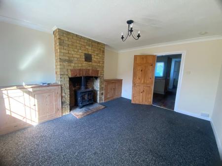 2 bedroom End of terrace house to let in Mill Green, Warboys, PE28