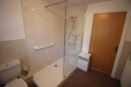 1 bedroom Flat to let in Leas Close, St Ives, PE27