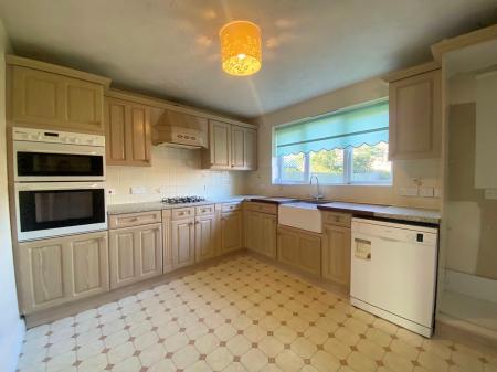 4 bedroom Detached house for sale in Coulson Way, Alconbury, PE28