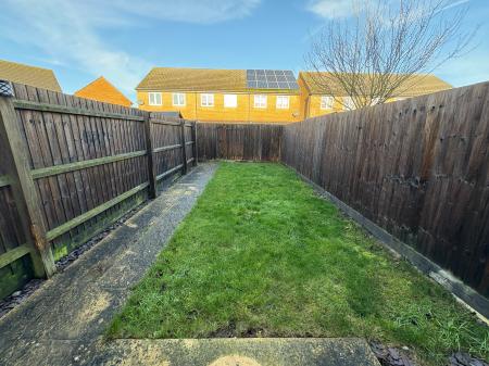 2 bedroom Terraced House for sale in Meadow Gardens, Huntingdon, PE29