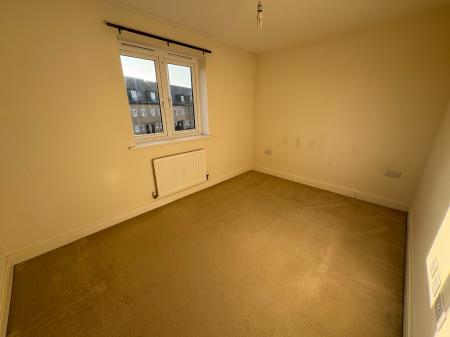 2 bedroom Terraced House for sale in Meadow Gardens, Huntingdon, PE29