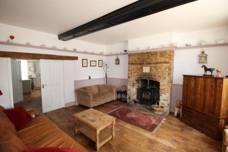 1 bedroom House share to let in High Street, Earith, PE28