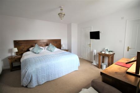 1 bedroom House share to let in High Street, Earith, PE28