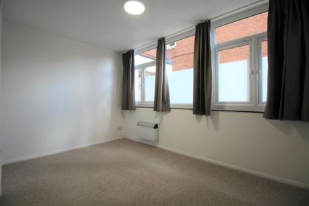 1 bedroom Flat to let in Grammar School Walk, Huntingdon, PE29