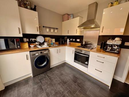 2 bedroom Terraced House for sale in Wheatstone Road, Huntingdon, PE29