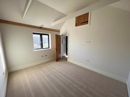 1 bedroom Bungalow to let in Rowleys Yard, Alconbury Weston, PE28