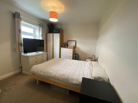 3 bedroom Semi-detached house to let in Lime Grove, St Neots, PE19