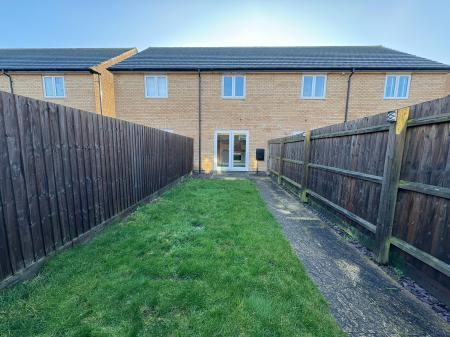 2 bedroom Terraced House to let in Meadow Gardens, Huntingdon, PE29