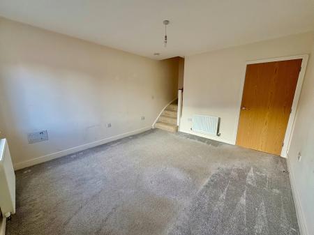 2 bedroom Terraced House to let in Meadow Gardens, Huntingdon, PE29