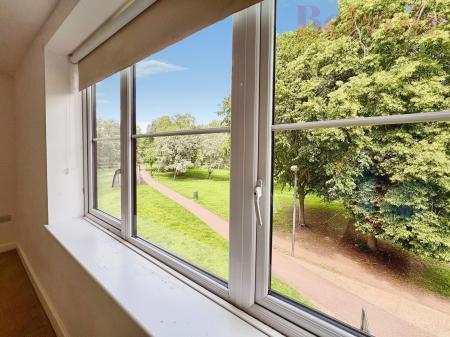2 bedroom Flat for sale in Anglian House, Huntingdon, PE29