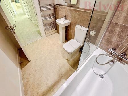 2 bedroom Flat for sale in Anglian House, Huntingdon, PE29