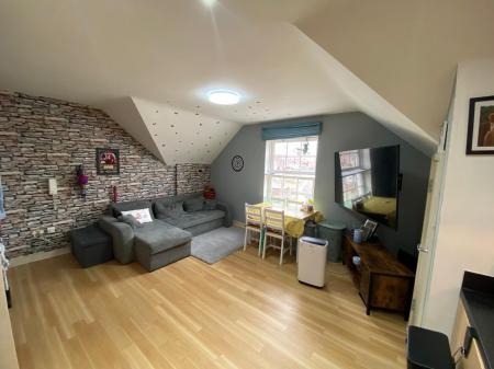 1 bedroom Flat to let in Bradbury Place, Huntingdon, PE29