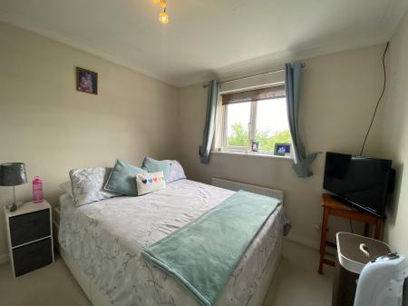 4 bedroom Link detached house to let in Barn Close, Hartford, PE29