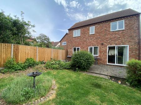 Barn Close, Hartford, PE29