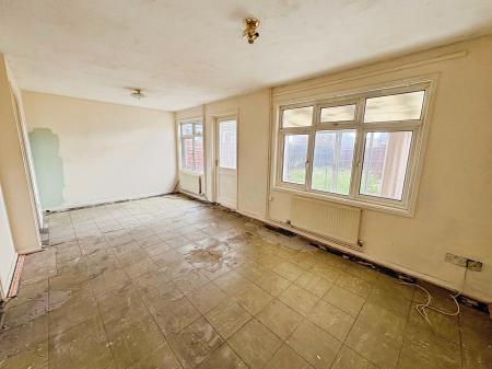 3 bedroom Terraced House for sale in Flaxen Walk, Warboys, PE28
