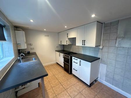 2 bedroom Terraced House to let in Sayer Street, Huntingdon, PE29