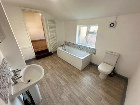 2 bedroom Terraced House to let in Sayer Street, Huntingdon, PE29