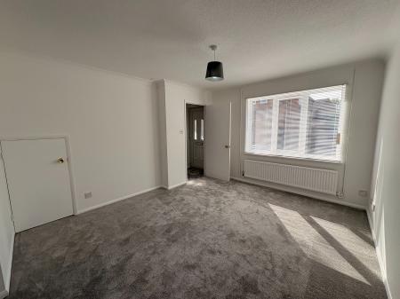 3 bedroom Terraced House to let in Balmoral Drive, Ramsey Forty Foot, PE26