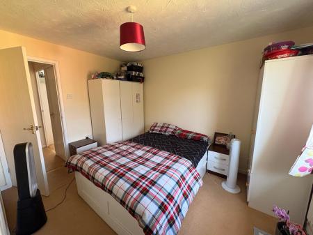2 bedroom Semi-detached house to let in Dyson Close, Huntingdon, PE29