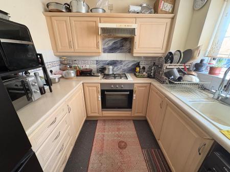 2 bedroom Semi-detached house to let in Dyson Close, Huntingdon, PE29