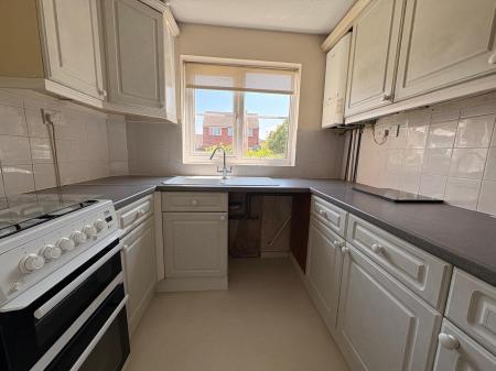 2 bedroom Cluster house to let in Nene Way, St Ives, PE27