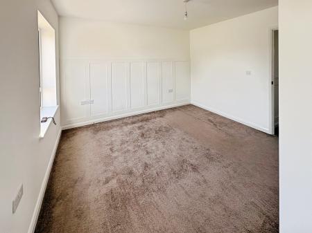 2 bedroom Semi-detached house for sale in Cracknell Close, Huntingdon, PE29