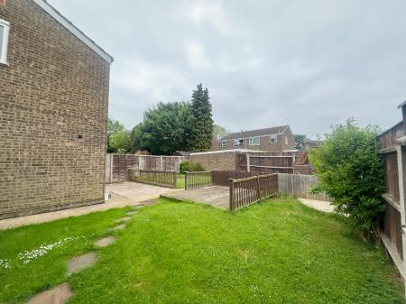3 bedroom Semi-detached house to let in Lancaster Drive, St Ives, PE27