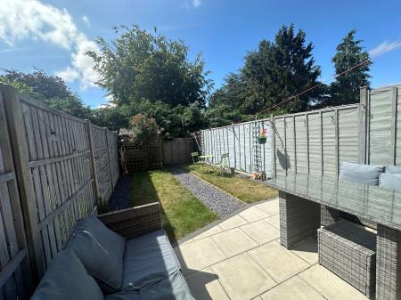 2 bedroom Semi-detached house to let in Windsor Gardens, Somersham, PE28