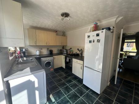 2 bedroom Semi-detached house to let in Windsor Gardens, Somersham, PE28