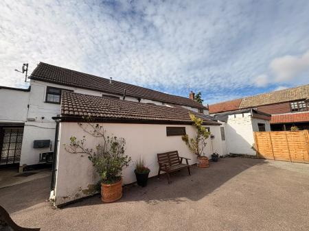 High Street, Molesworth - Huntingdon, PE28