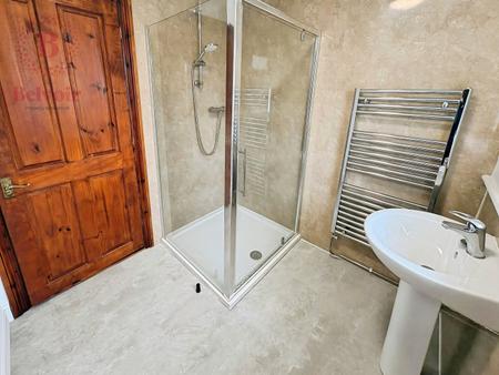 2 bedroom Semi-detached house to let in Herne Road, Ramsey St Mary, PE26