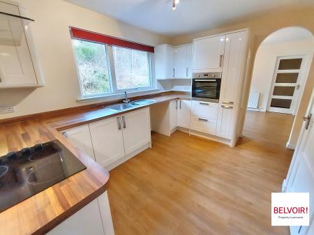 4 bedroom Bungalow for sale in Glenurquhart, Drumnadrochit, Highland, IV63