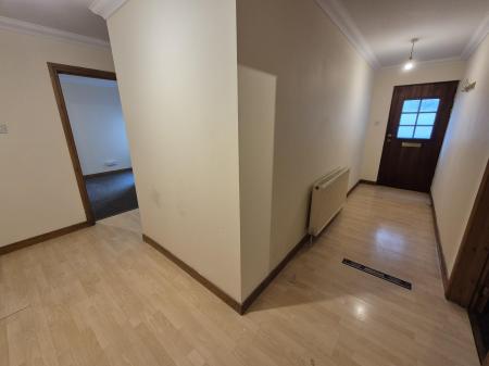 2 bedroom Flat to let in Berneray Court, Drakies, Inverness, IV2