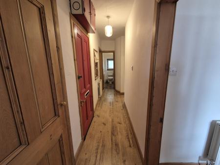 2 bedroom Flat to let in Reay Street, Crown, Inverness, IV2