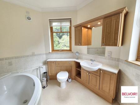 3 bedroom Flat to let in Dores Road, Holm, Inverness, IV2