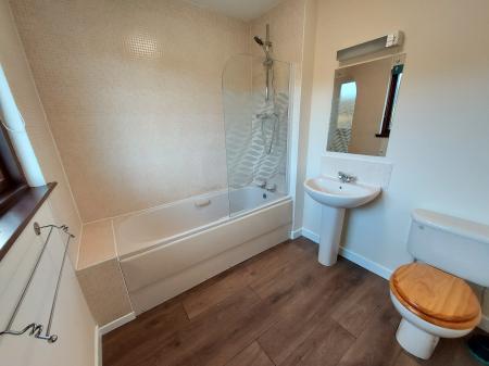 2 bedroom Ground floor maisonette to let in Towerhill Road, Cradlehall, Inverness, Highland, IV2